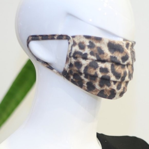 IN STOCK MADE IN USA, Reusable Face mask - Picture 4 of 5